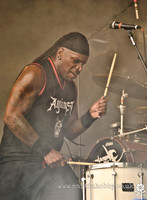 Sepultura-Bloodstock-2012-15