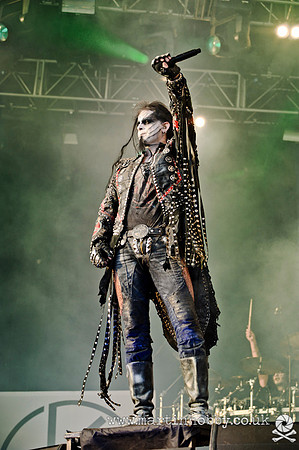 Dimmu-Borgir-Bloodstock-2012-9