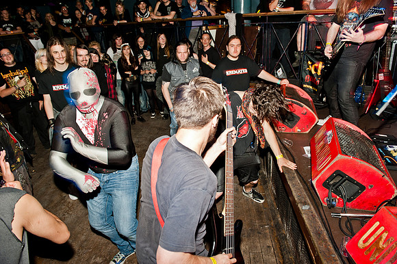 Bloodshed-10