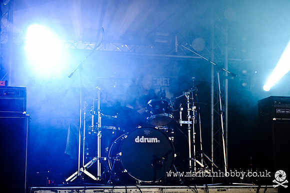 Shattered-Skies-Bloodstock-2012-9